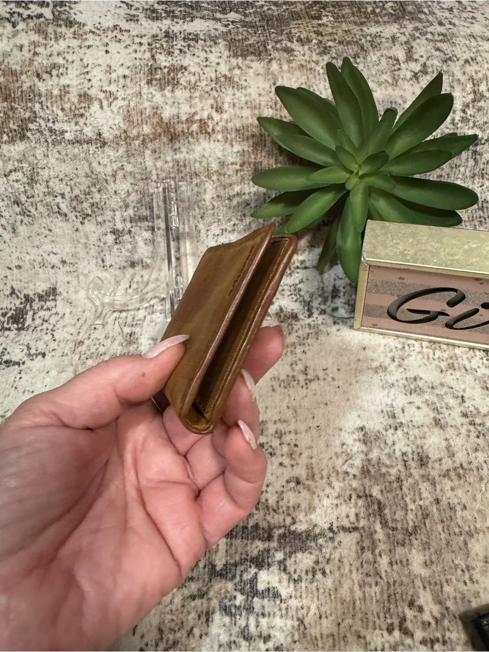 Lanikai Wallet Cardholder